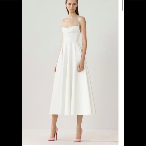 Dress. New - Picture 1 of 7